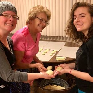 Meet your Posher, Marlys